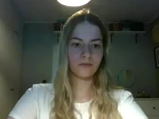 RosieJune's Live Sex Cam Show