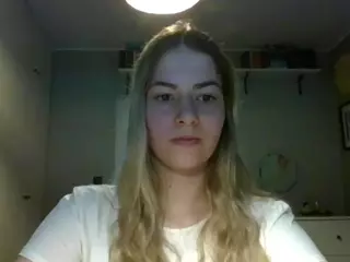 RosieJune's Live Sex Cam Show