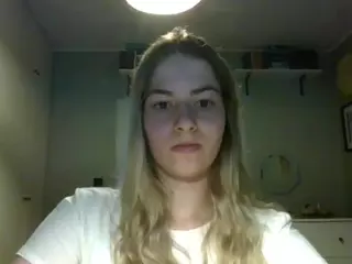 RosieJune's Live Sex Cam Show