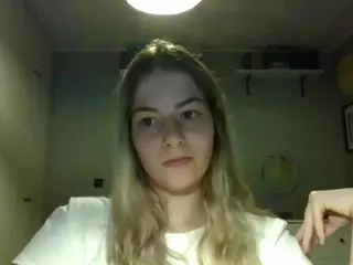 RosieJune's Live Sex Cam Show