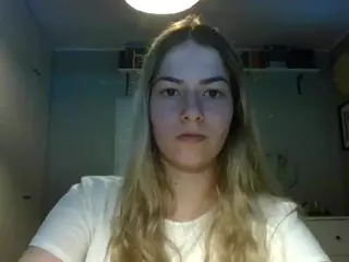 RosieJune's Live Sex Cam Show