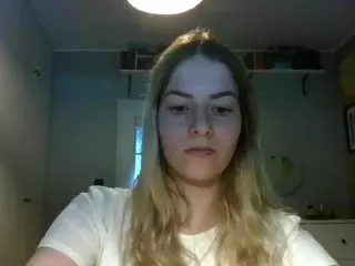 RosieJune's Live Sex Cam Show