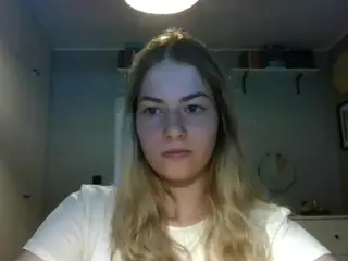 RosieJune's Live Sex Cam Show