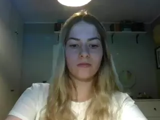 RosieJune's Live Sex Cam Show