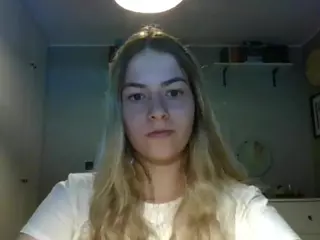 RosieJune's Live Sex Cam Show
