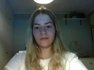 RosieJune's Live Sex Cam Show