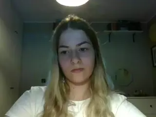 RosieJune's Live Sex Cam Show