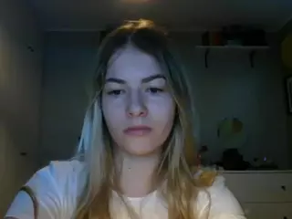 RosieJune's Live Sex Cam Show