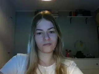 RosieJune's Live Sex Cam Show