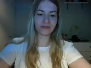 RosieJune's Live Sex Cam Show
