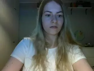 RosieJune's Live Sex Cam Show