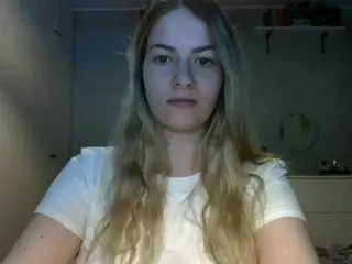 RosieJune's Live Sex Cam Show