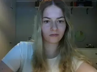 RosieJune's Live Sex Cam Show