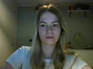 RosieJune's Live Sex Cam Show