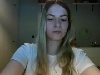 RosieJune's Live Sex Cam Show