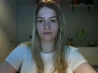 RosieJune's Live Sex Cam Show