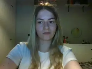 RosieJune's Live Sex Cam Show