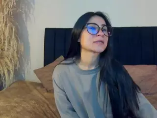 chloe-turner's Live Sex Cam Show