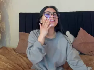 chloe-turner's Live Sex Cam Show