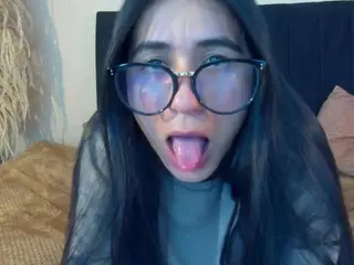 chloe-turner's Live Sex Cam Show