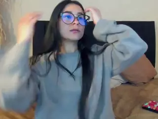 chloe-turner's Live Sex Cam Show