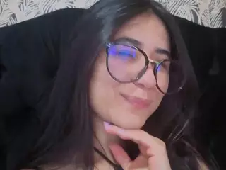 chloe-turner's Live Sex Cam Show