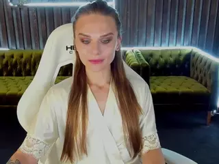 KiraGrayy's Live Sex Cam Show