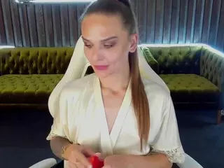 KiraGrayy's Live Sex Cam Show