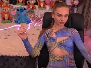 KiraGrayy's Live Sex Cam Show