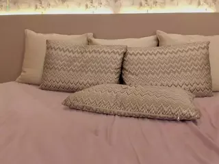IvyEllis's Live Sex Cam Show