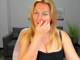 LiliCross's Live Sex Cam Show