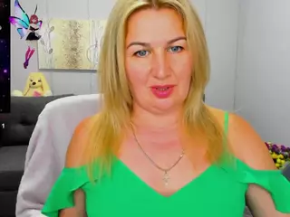 LiliCross's Live Sex Cam Show