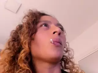 Zoedanielss's Live Sex Cam Show