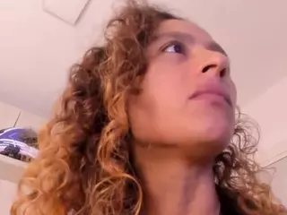 Zoedanielss's Live Sex Cam Show