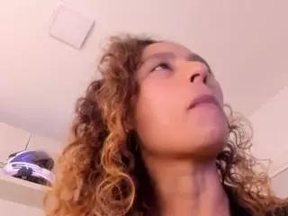 Zoedanielss's Live Sex Cam Show