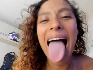 Zoedanielss's Live Sex Cam Show