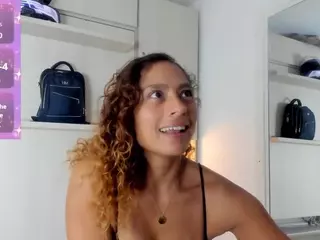 Zoedanielss's Live Sex Cam Show