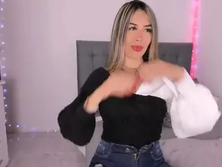 ArianaPoarch's Live Sex Cam Show