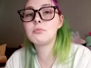 cherribomb1999's Live Sex Cam Show