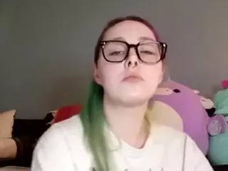 cherribomb1999's Live Sex Cam Show