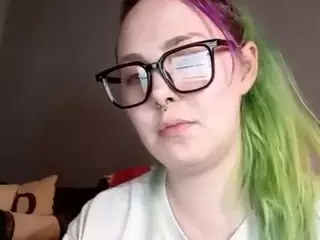 cherribomb1999's Live Sex Cam Show