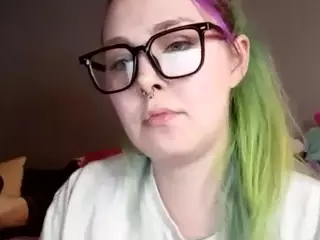 cherribomb1999's Live Sex Cam Show