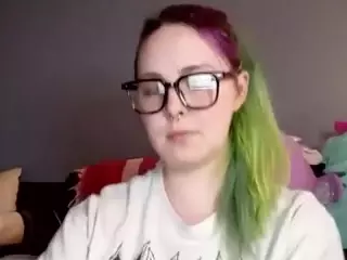 cherribomb1999's Live Sex Cam Show