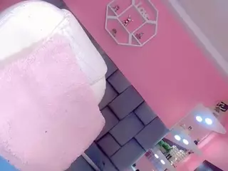 Dafnne-Gill's Live Sex Cam Show