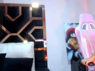 emmymiller's Live Sex Cam Show