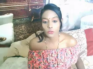 IndianLoveBug's Live Sex Cam Show