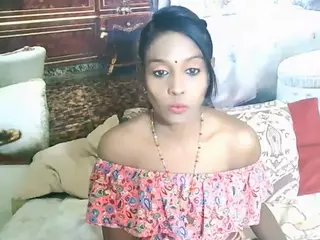 IndianLoveBug's Live Sex Cam Show