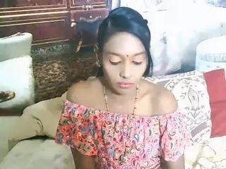 IndianLoveBug's Live Sex Cam Show