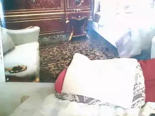 IndianLoveBug's Live Sex Cam Show