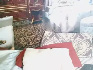 IndianLoveBug's Live Sex Cam Show